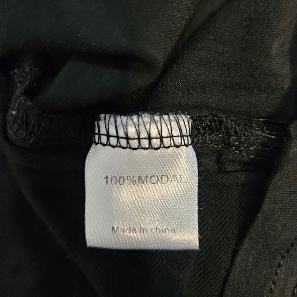 Herou Black Stretch Modal Mock Turtleneck‎ Top Size XL Women's I26 - Picture 6 of 8